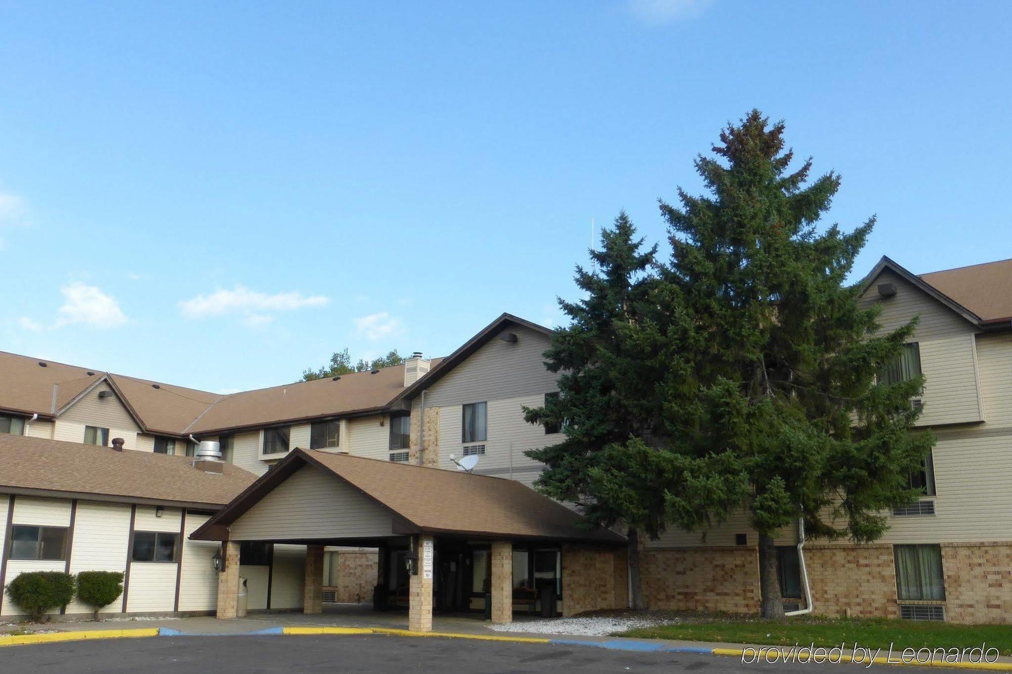 Norwood Inn And Suites - Minneapolis-St Paul Roseville Eksteriør bilde
