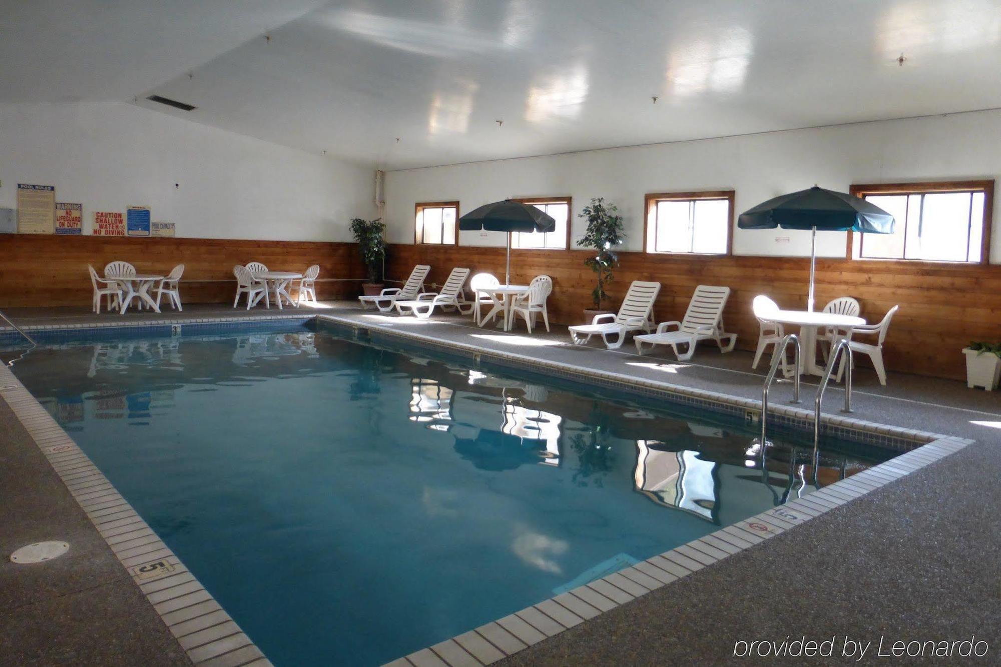 Norwood Inn And Suites - Minneapolis-St Paul Roseville Eksteriør bilde